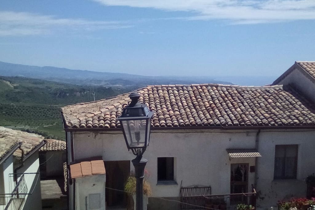 The house is situated along one of the oldest roads of the ancient Squillace at 400m up the sea level. The beach is only 4 km down the hill. Sailing school and sailing day cruising are available as far as renting of mountain bikes.