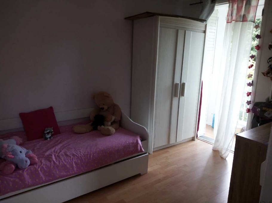 2ème chambre avec 2 lits