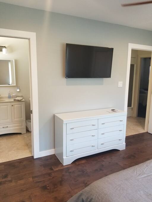 Master Bedrooom