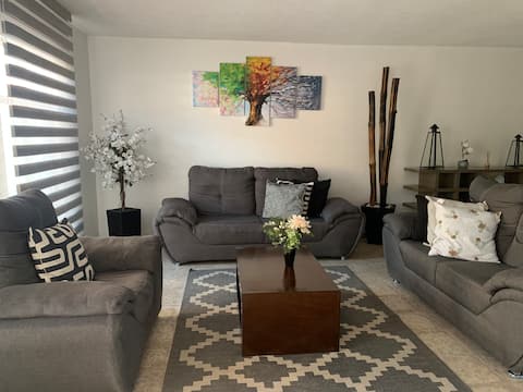Spacious house w/parking and good location