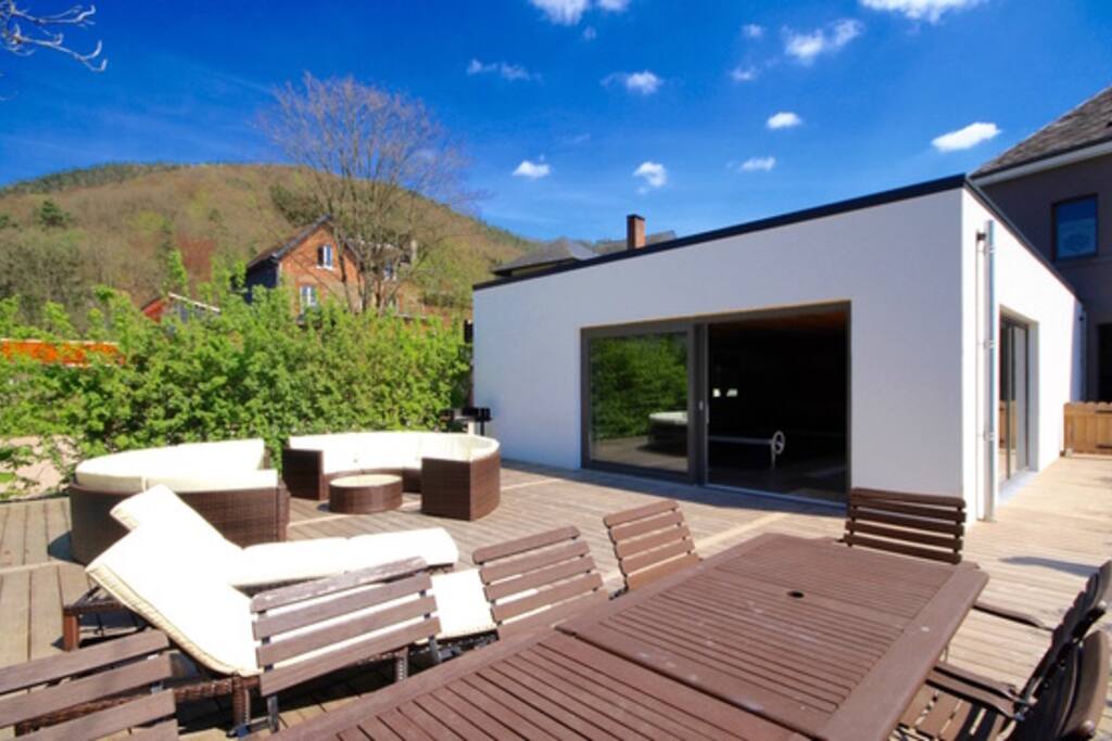 La terrasse de la villa