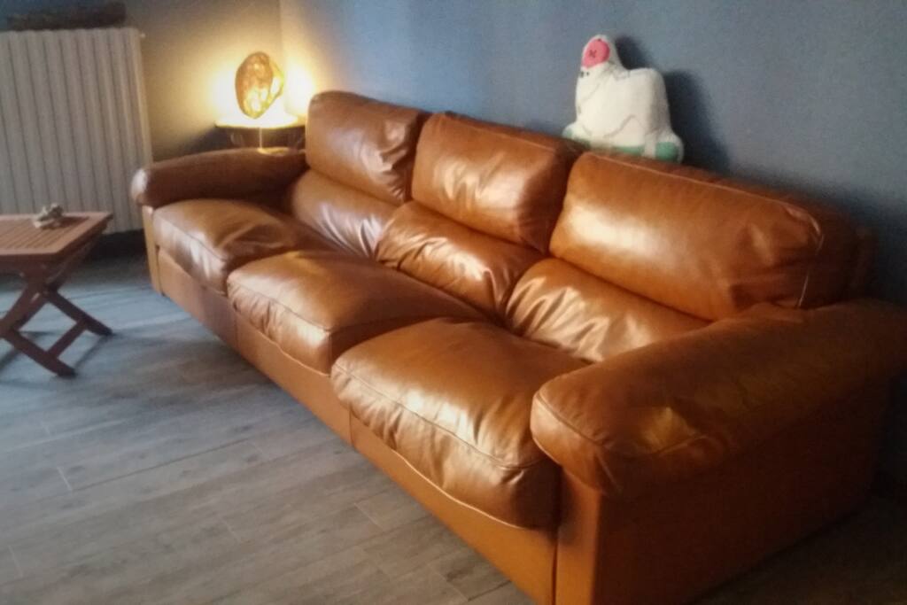 lounge sofa