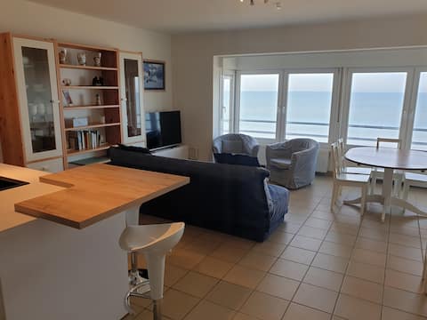 Top performing Airbnb: St-Idesbald apartment with amazing view! in Koksijde