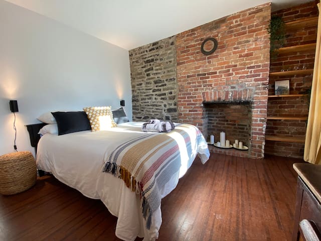 Unique au Vieux-Québec/ Terrasse/Parking Gratuit