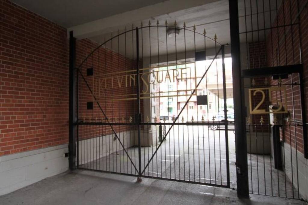Electric Access Gates to Courtyard Parking