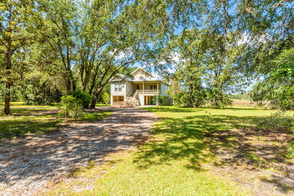 The cottage is set on beautiful private waterfront property.
