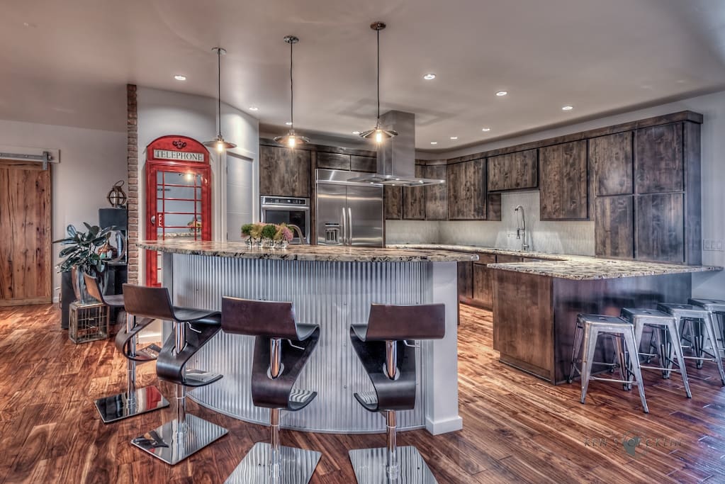 Executive Kitchen