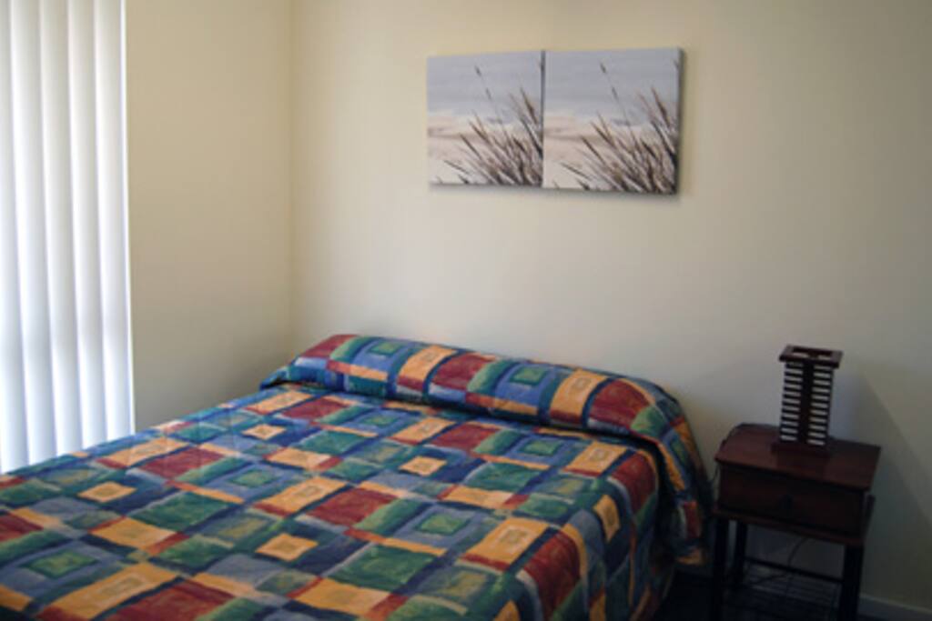 4 Star 2 Bedroom Apartment - Queen Room