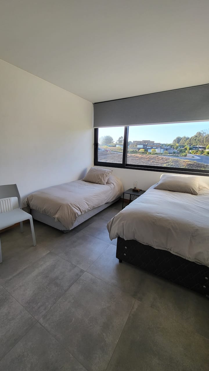 one of the beds is nest type, can sleep 3 people in this bedroom