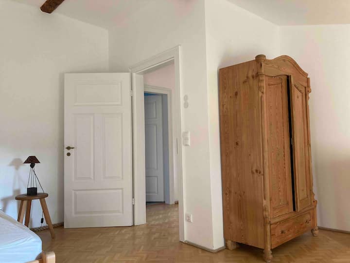 Großes Schlafzimmer 