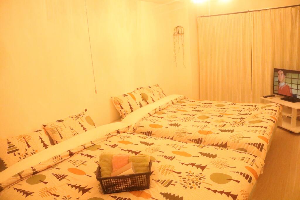 ROOM 401 AND 501