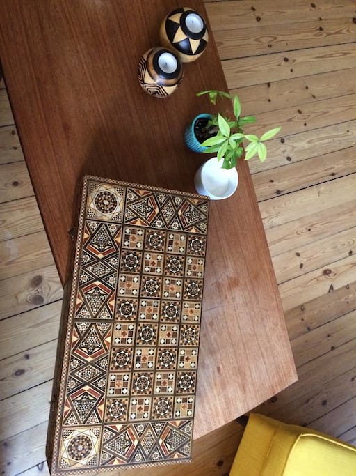 Original Syrian backgammon game you can use in the living room