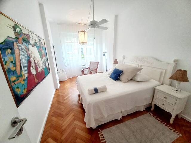 NEW! Ipanema beach apartment – Design and Location gallery image 4