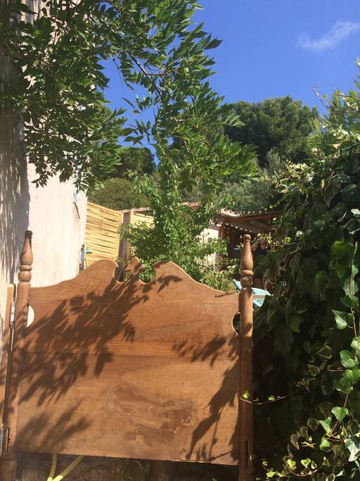 L'arrivée au cabanon par son entrée privée