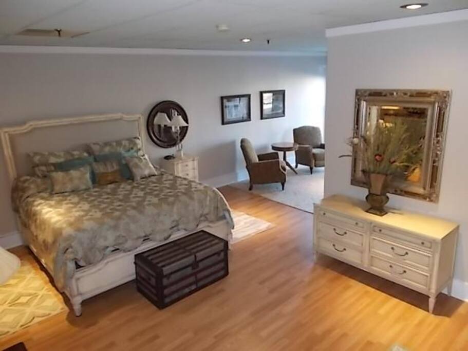 Main room with King size bed.