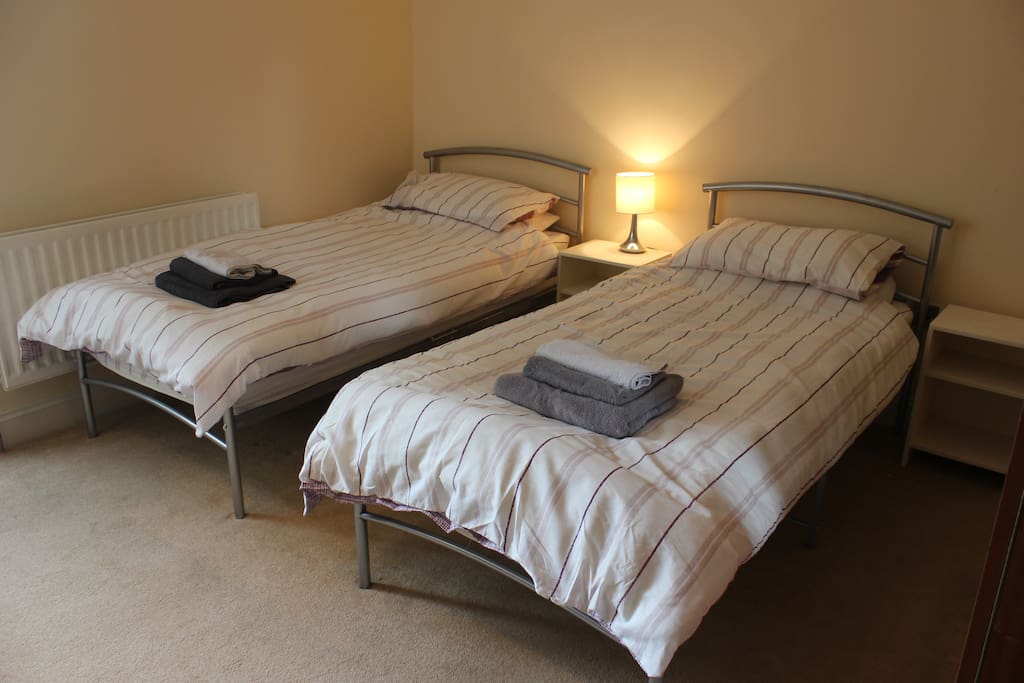 Twin Bedroom