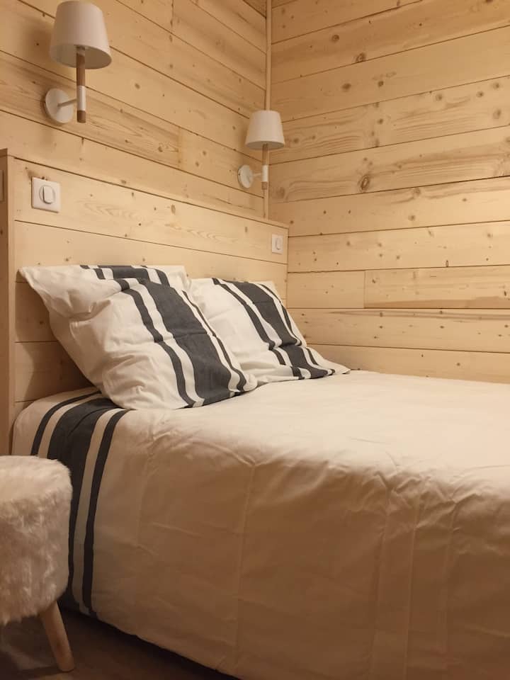 Slaapkamer 2 met tweepersoonsbed 140*190