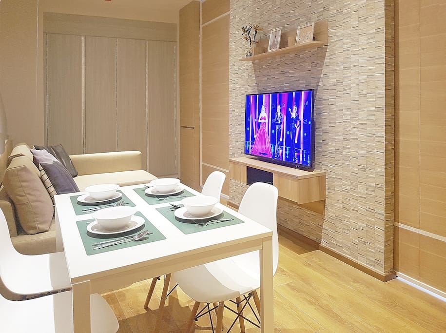 Living & dining space
