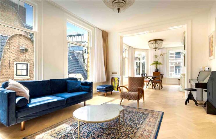 NEW: Glamorous 3BR Apartment Dam Square gallery image 2