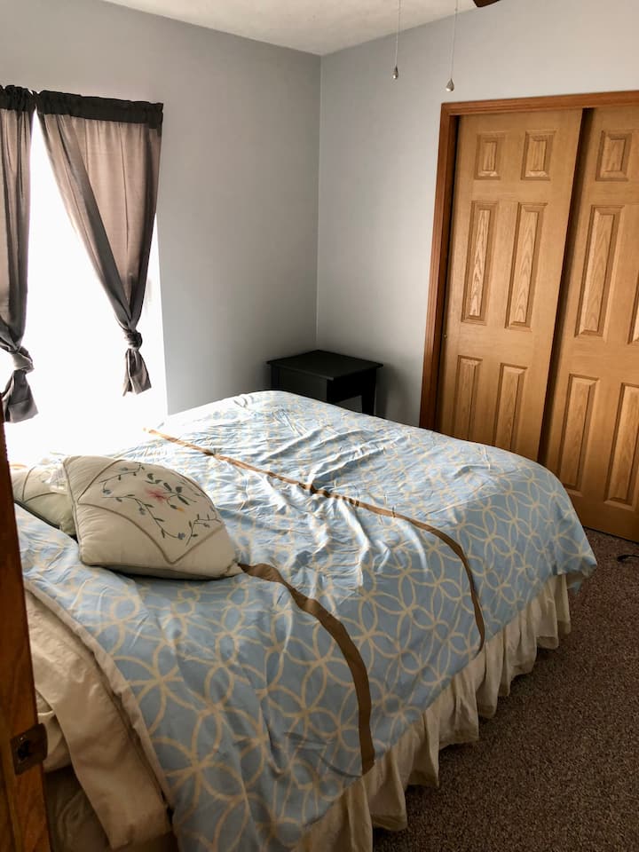 2. spálňa s manželskou posteľou Queen