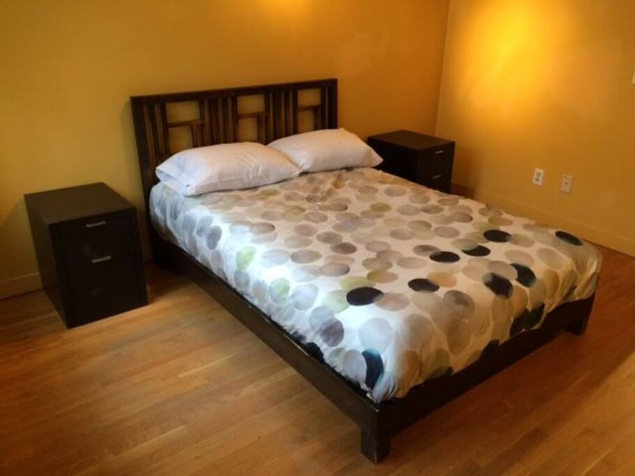 Full size bed.