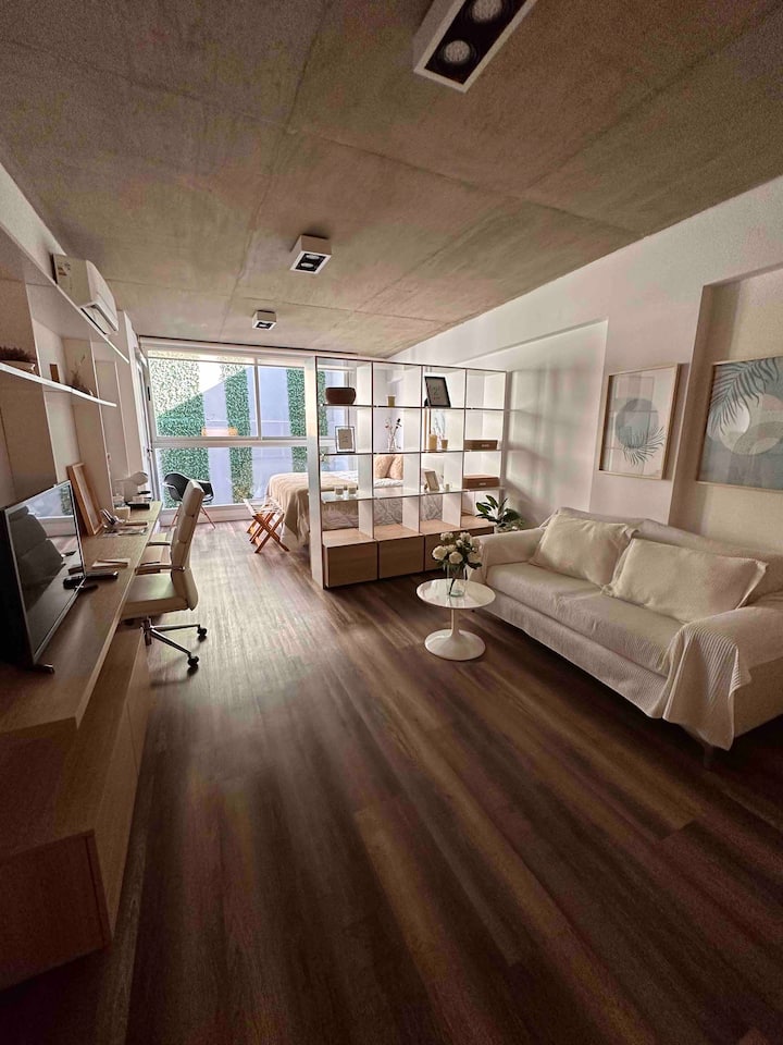 Premium temporary studio in Palermo