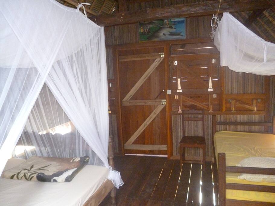 Chambre dans les arbres (4 PAX)