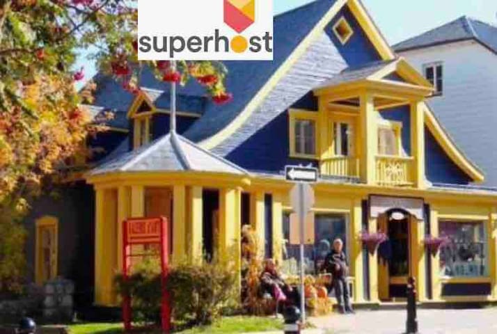 Airbnb Baie Saint Paul Vacation Rentals Places To