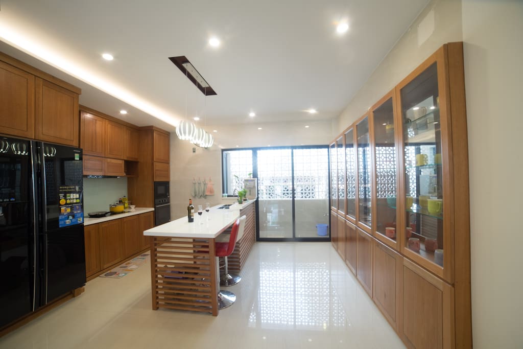 Airy Kitchen