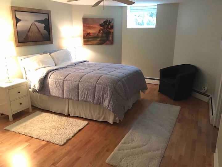 17x14 חדר שינה 
עם הליכה ענקית בארון 9x8