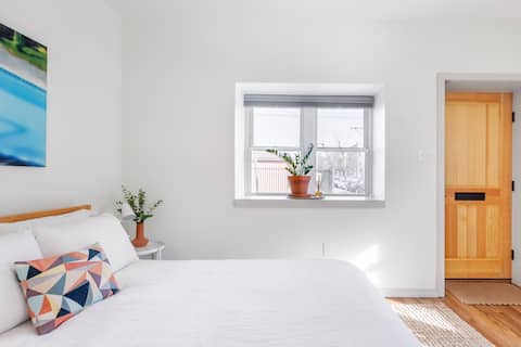 In-Law Suite in the Beating Heart of Fishtown