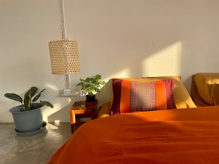 Baan KhaoSoi - Rooftop House (3rd floor)