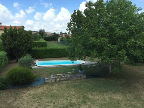 Pleasant villa with swimming pool in quiet area