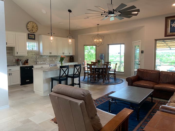 Lake House in Spicewood Houses for Rent in Spicewood, Texas, United