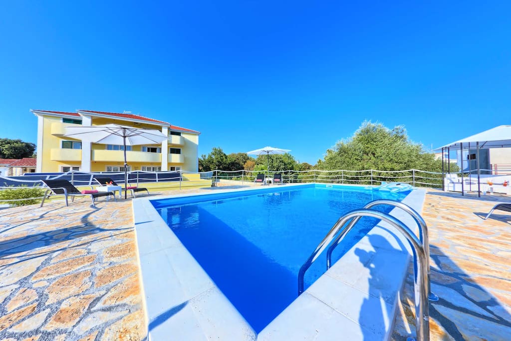 Welcome to SPA Apartments CVITA Holiday Rogoznica
