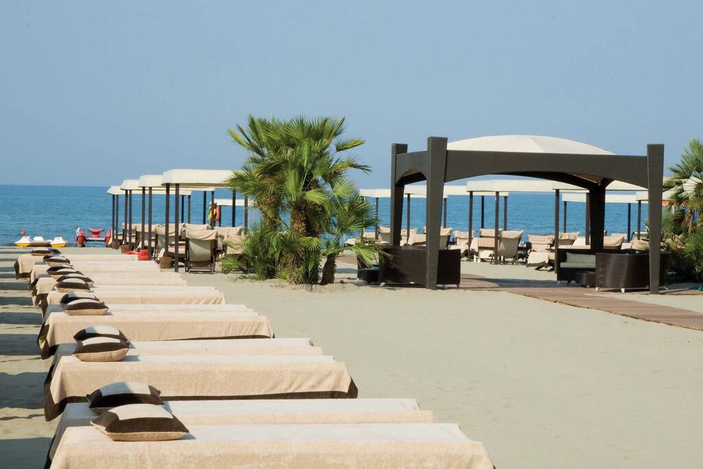 FORTE DEI MARMI BEACH CLUBS