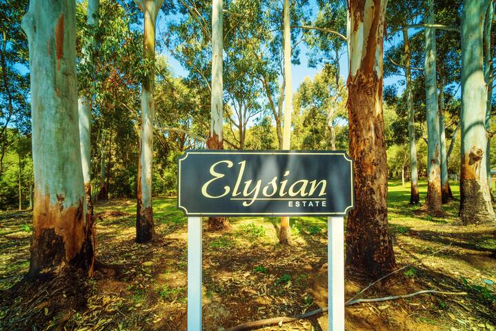Elysian Estate STRA 6282 CXBP QDH8 gallery image 2
