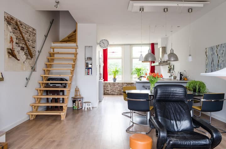 4 Person Room + Ensuite Bathroom - Utrecht