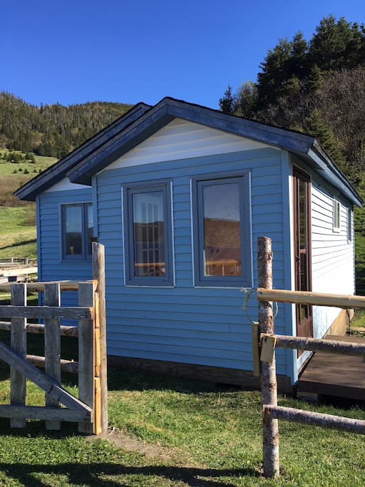Go back in time and live like they once did here at Brakes Cove