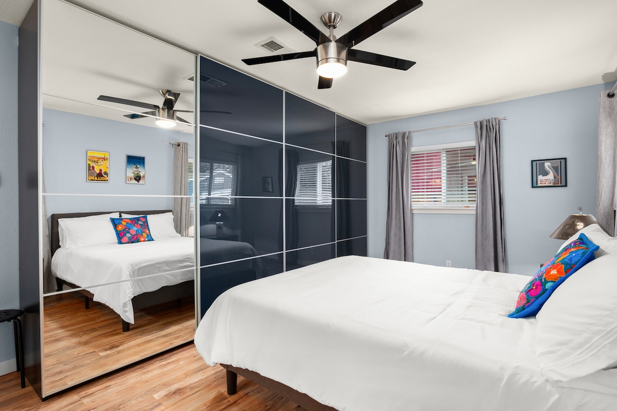 East Austin Hideaway | 2BR/2BA + Yard
