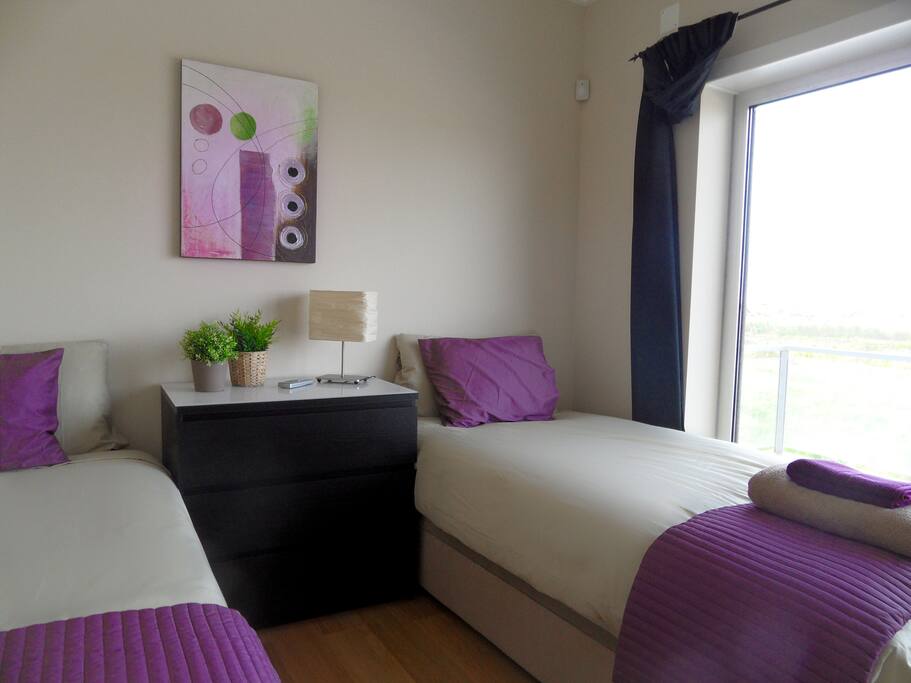 Twin Bedroom with Balcony