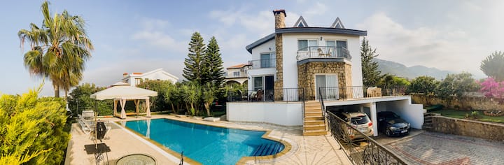 Luxury Villa with Sea and Mountain View and Private Pool