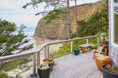 Craftsman Oceanfront dream vacation