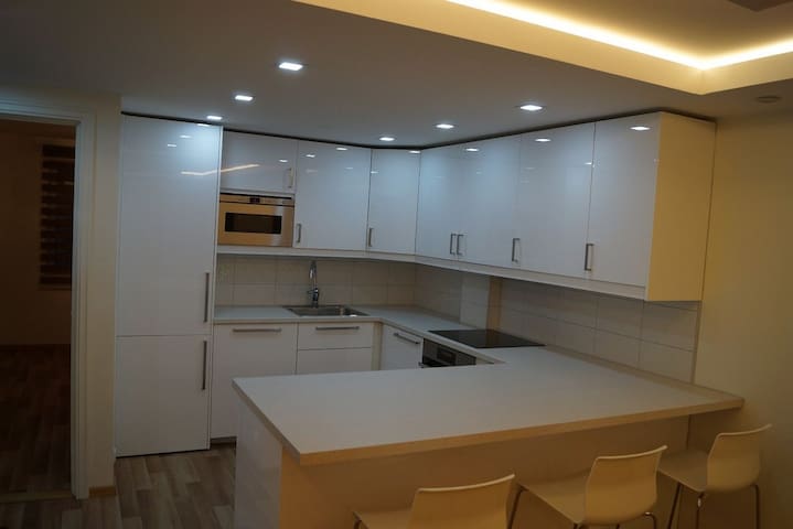 24/7 checkin Hostel near Oslo S - Bed