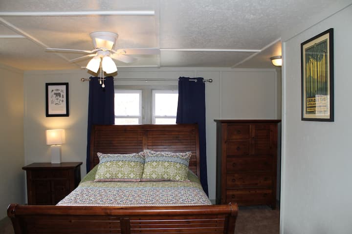 Master Bedroom (Queen) with private full bath [1st BR]