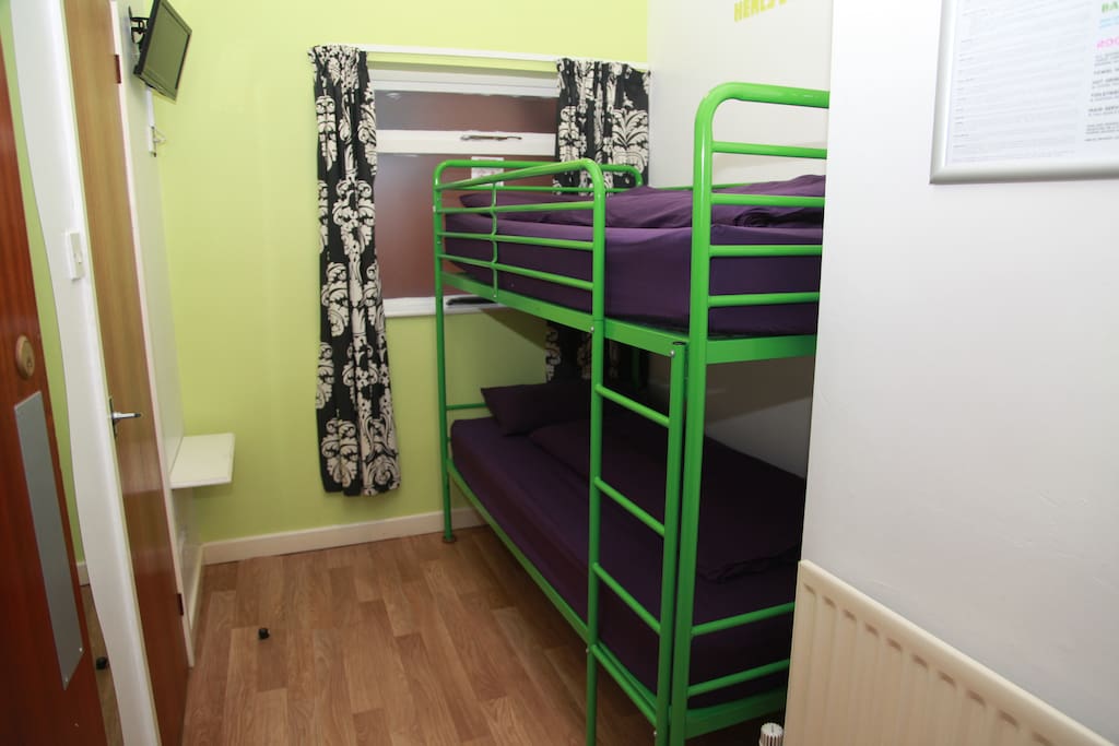 Twin budget room, Hotel Sunnyside, Newquay