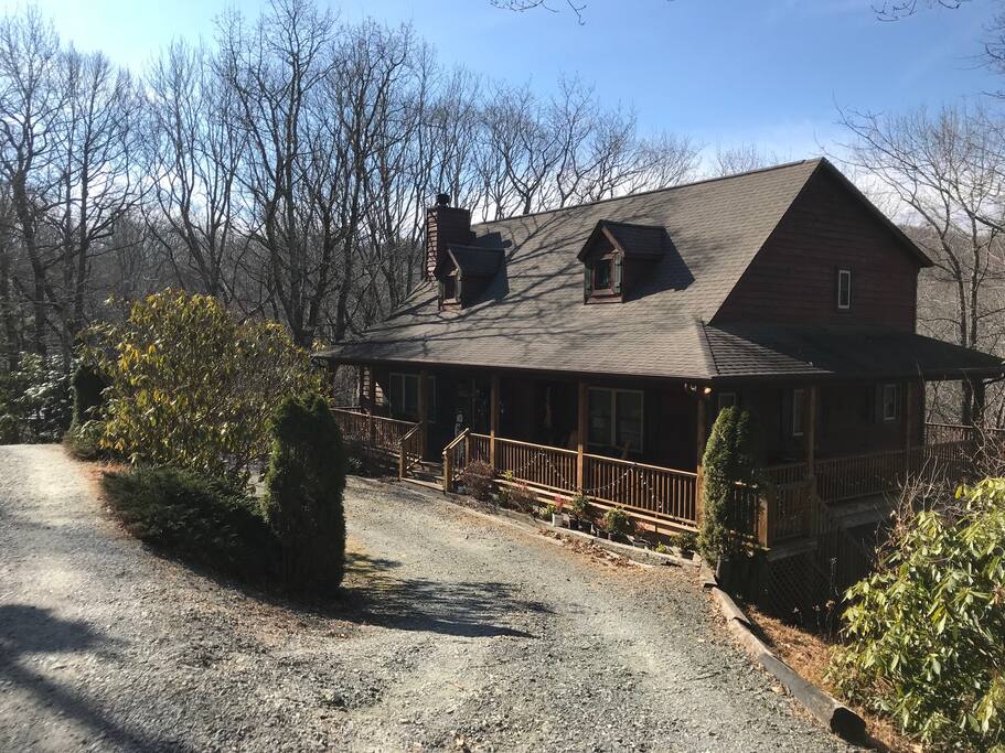 Mountain Home! 3600 sq ft of heaven.