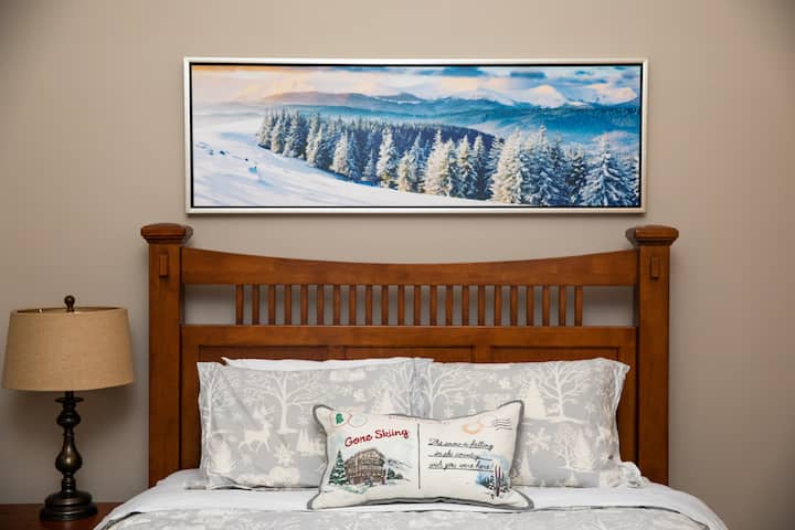 Удобната постелнина ни е важна!  Удобната постелнина ни е важна!  Повеќето кревети се кадифени со меки памучни навлаки за јорган со алтернативни додатоци!