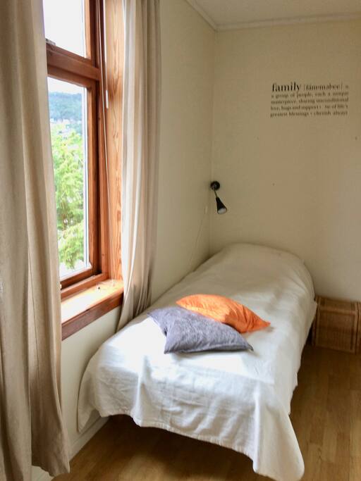 Bedroom 2 -
The bed is 0,9m x 2,00m