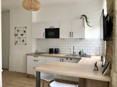 Top Airbnb: Beautiful studio in the heart of Lyon à Lyon 6e Arrondissement
